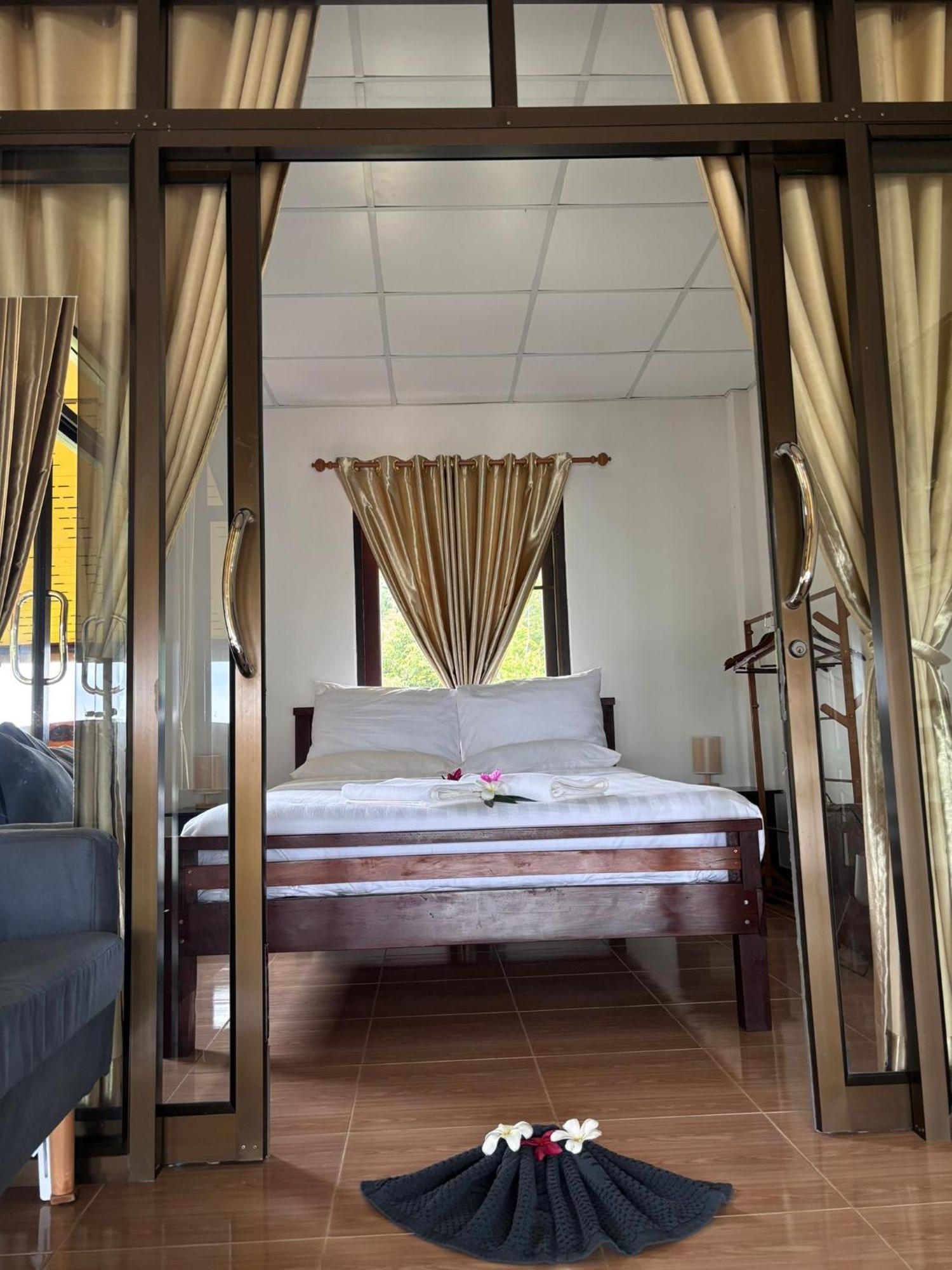 Chun Chom - Baan Lom Suay Villa Ko Yao Noi Dış mekan fotoğraf